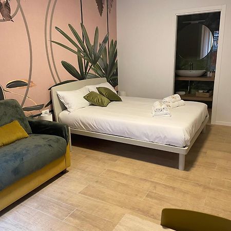 Calari Rooms - Monolocale Bologna Luaran gambar